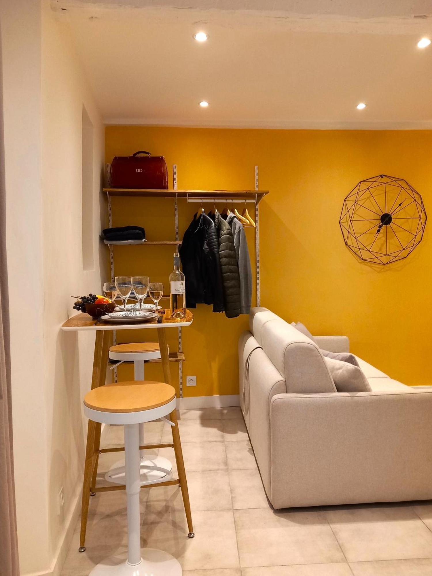 #1 Studio # Place Charmante Тулон Екстериор снимка
